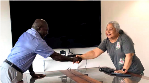 Mr. Ludwig Kumoru handing over the reigns to Dr. Sangaa Clark